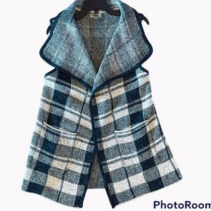 Yaira Size Large 2-Tone Gray Plaid Sweater Vest with Patch Pockets